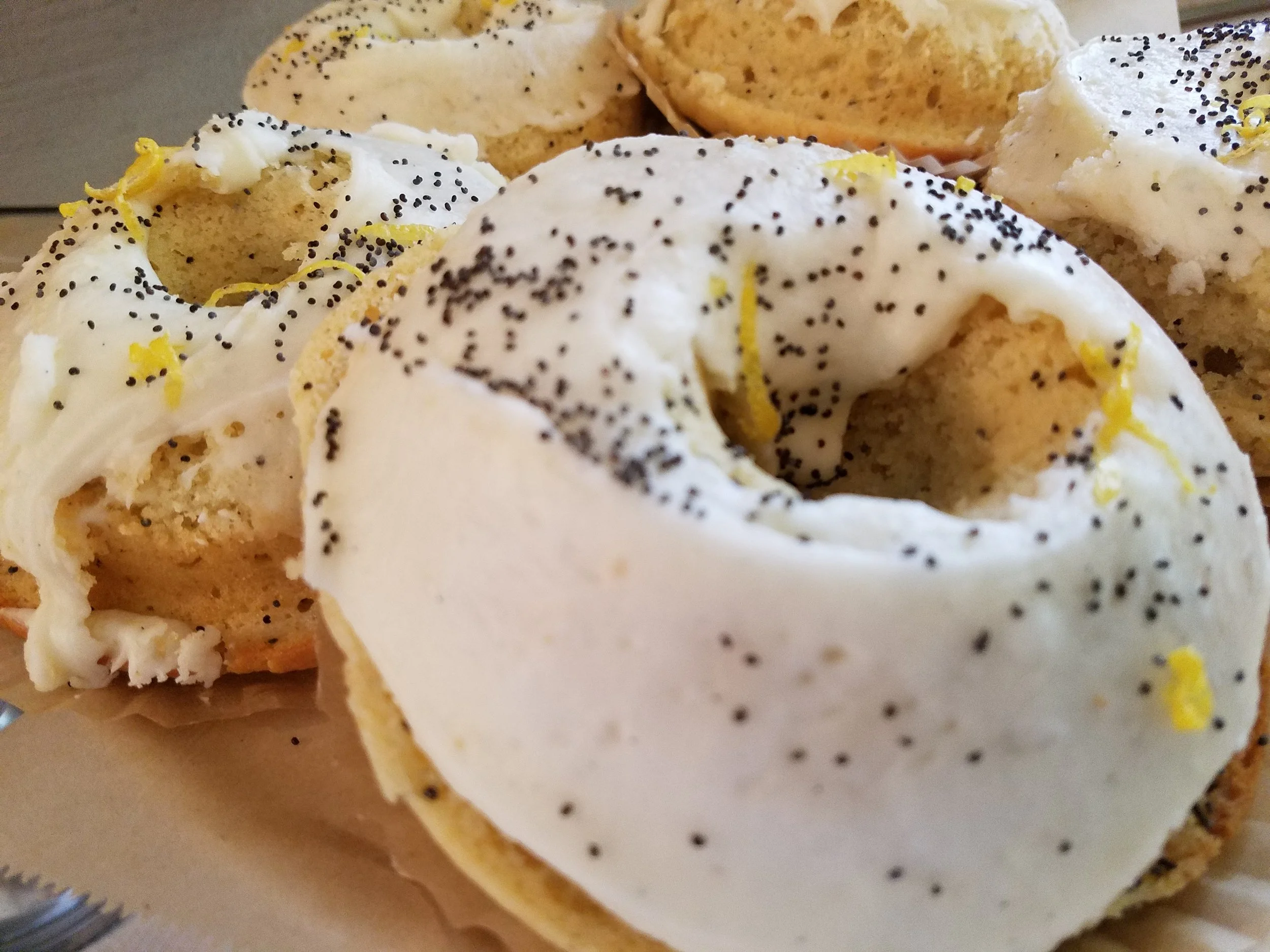 Lemon Poppy Seed baked Dough-Nots