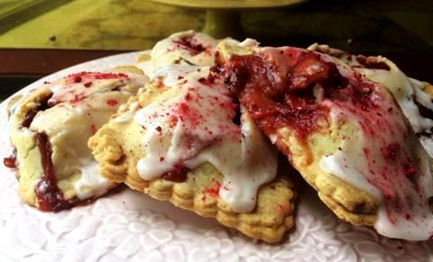 Fresh Rhubarb & Strawberry Pure Tarts