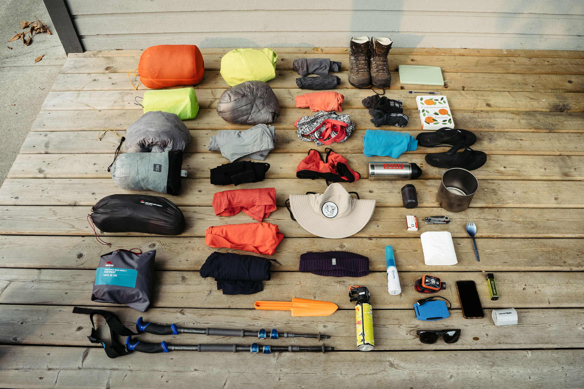 day hike packing list
