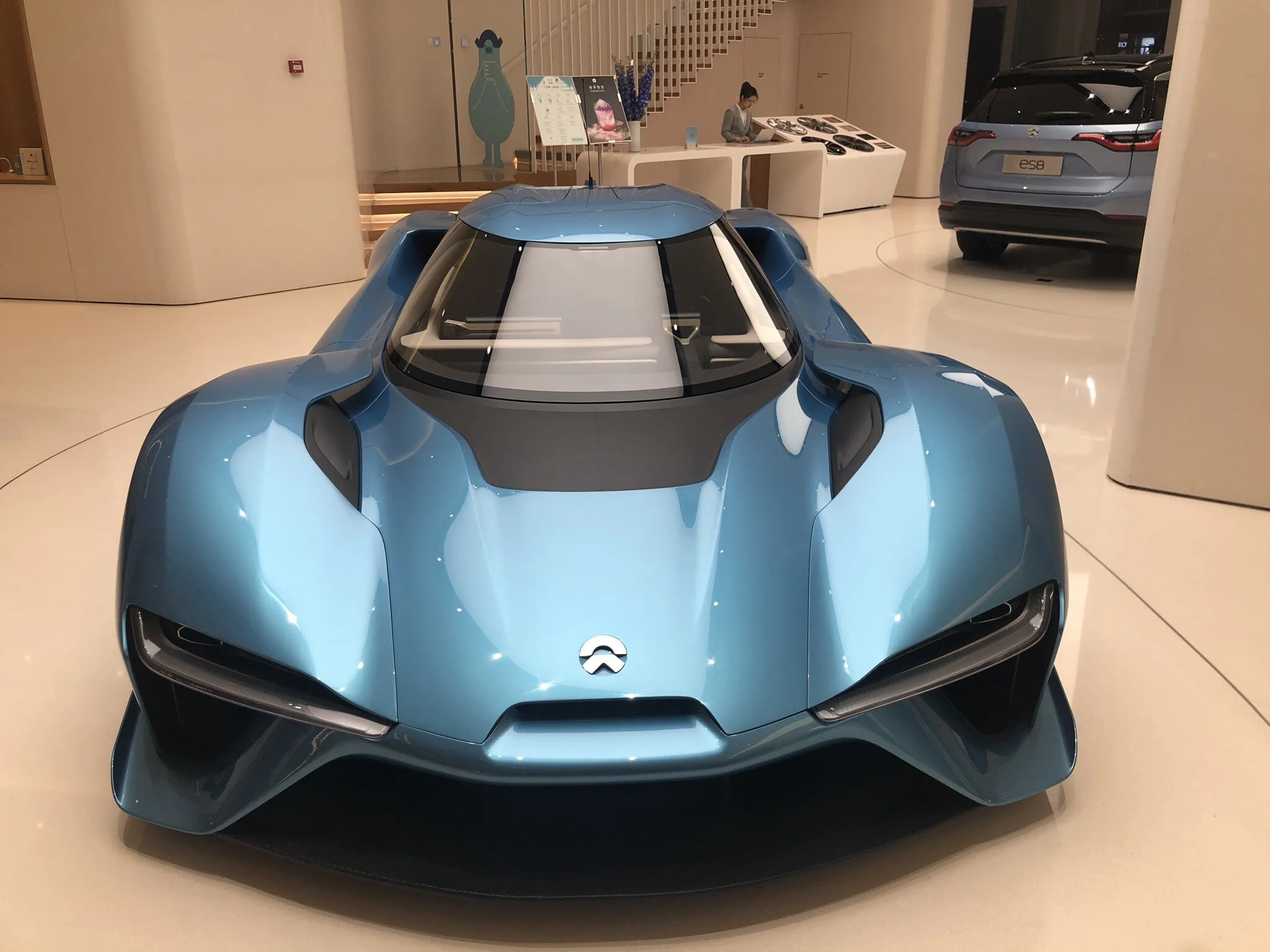 Visiting the NIO House in Shenzhen. Pictured in front is the EP9, the fastest EV supercar in the world, and the ES8 SUV in the background.