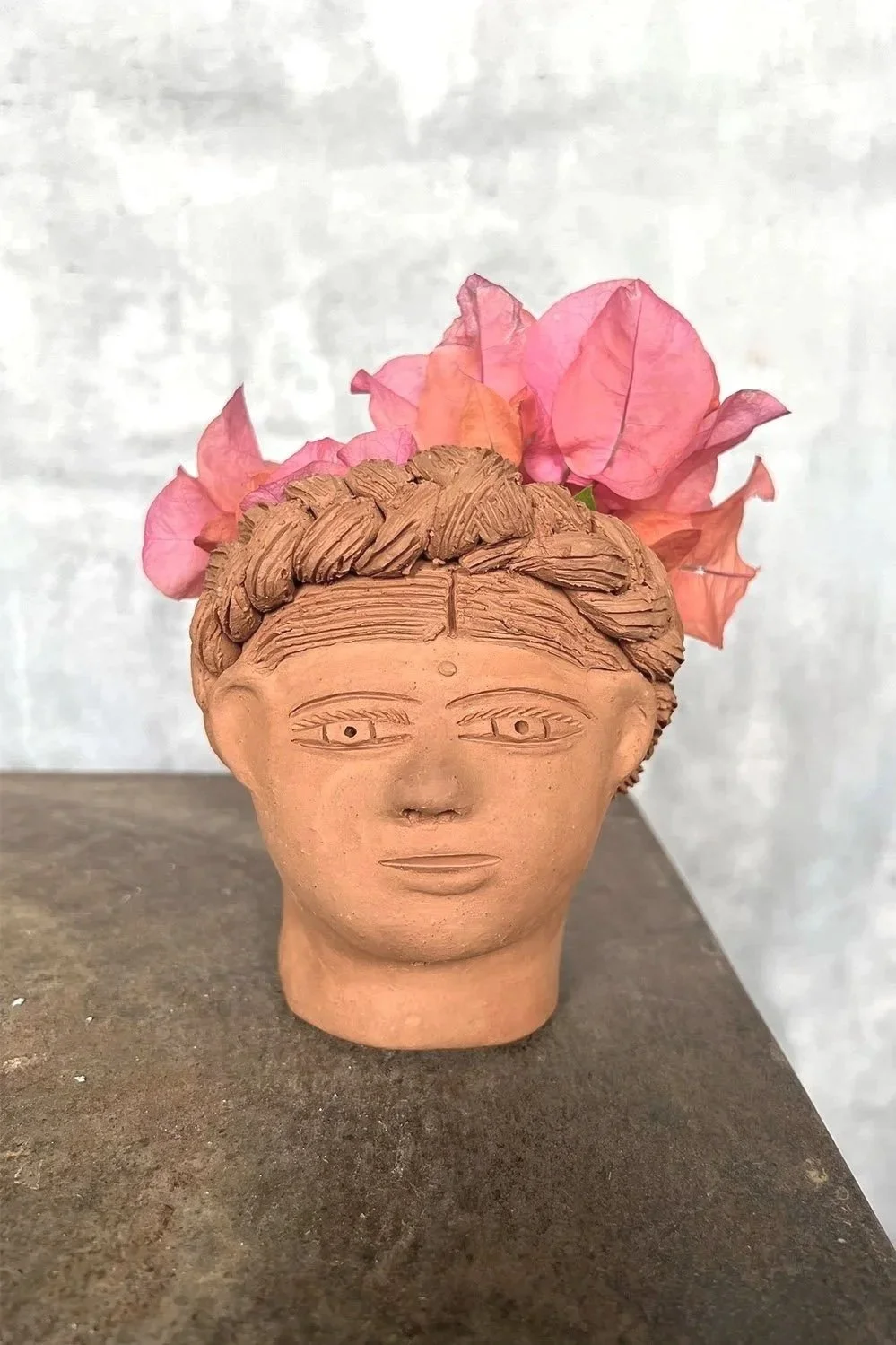 Taller Manos Que Ven Teresita planter
