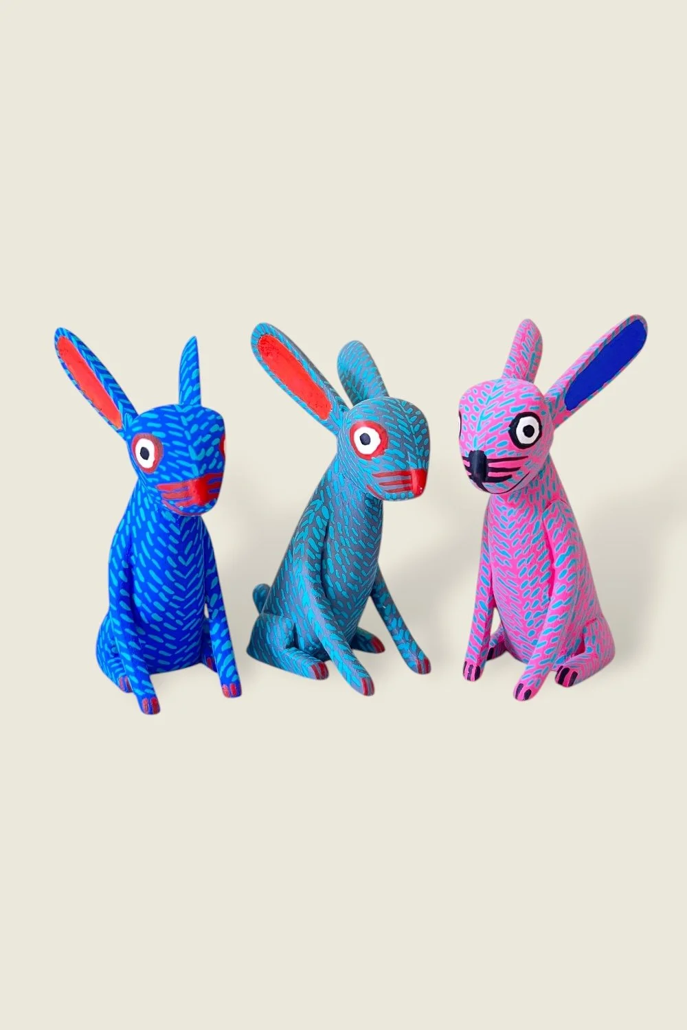 Rabbit alebrije handmade in Oaxaca