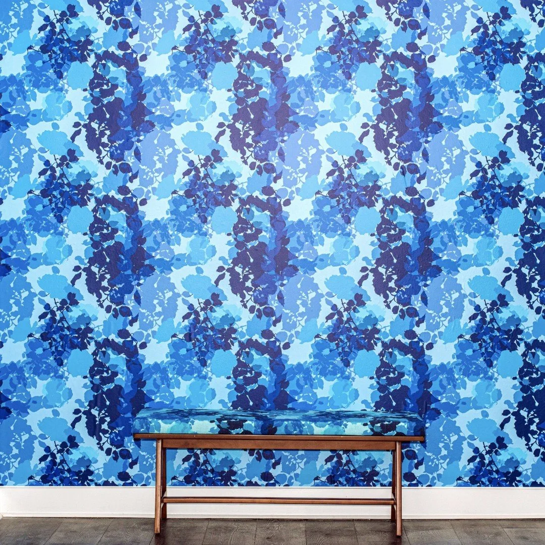 Joanna Paige Silver, &ldquo;Garden State.&rdquo; Wallpaper and upholstered fabric bench, dimensions variable.⁠
⁠
@joannapaige⁠
⁠
FINAL DAYS! On Display in &ldquo;Speculative Structures,&rdquo; A Group Exhibition featuring Eliza Bentz, Maggie Evans, J