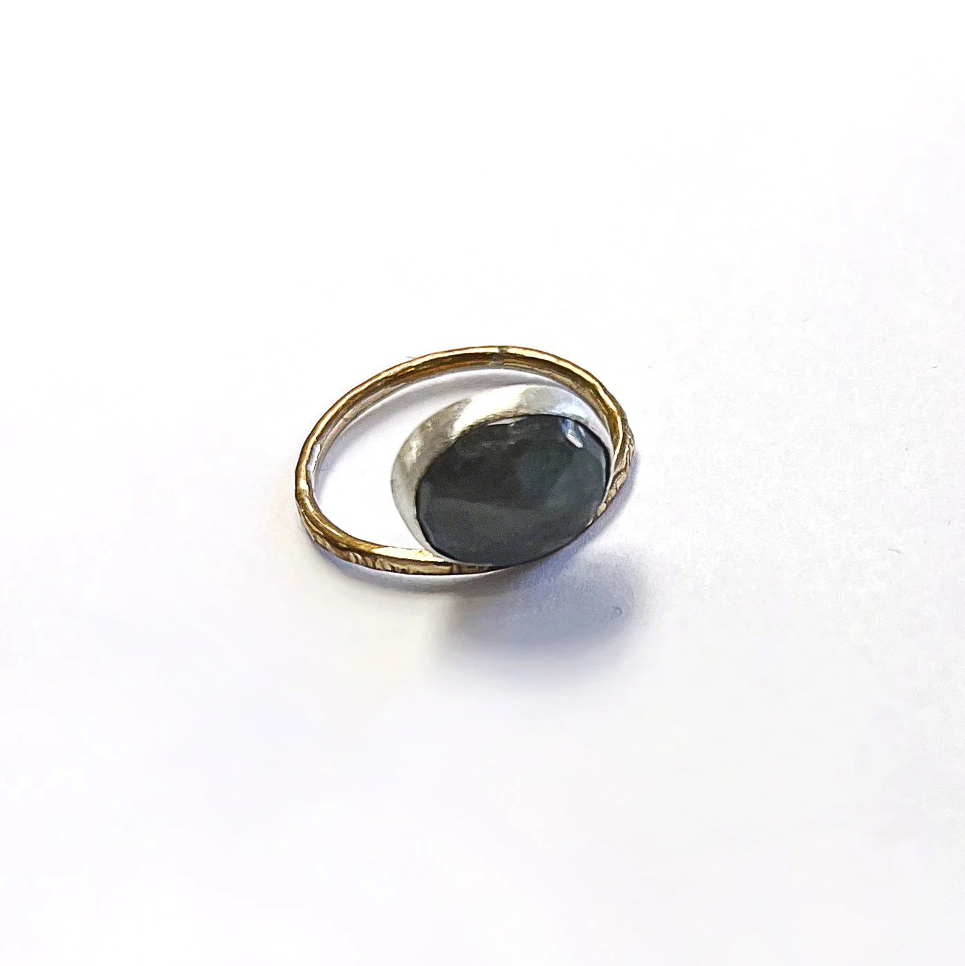labradorite ring 1.jpeg