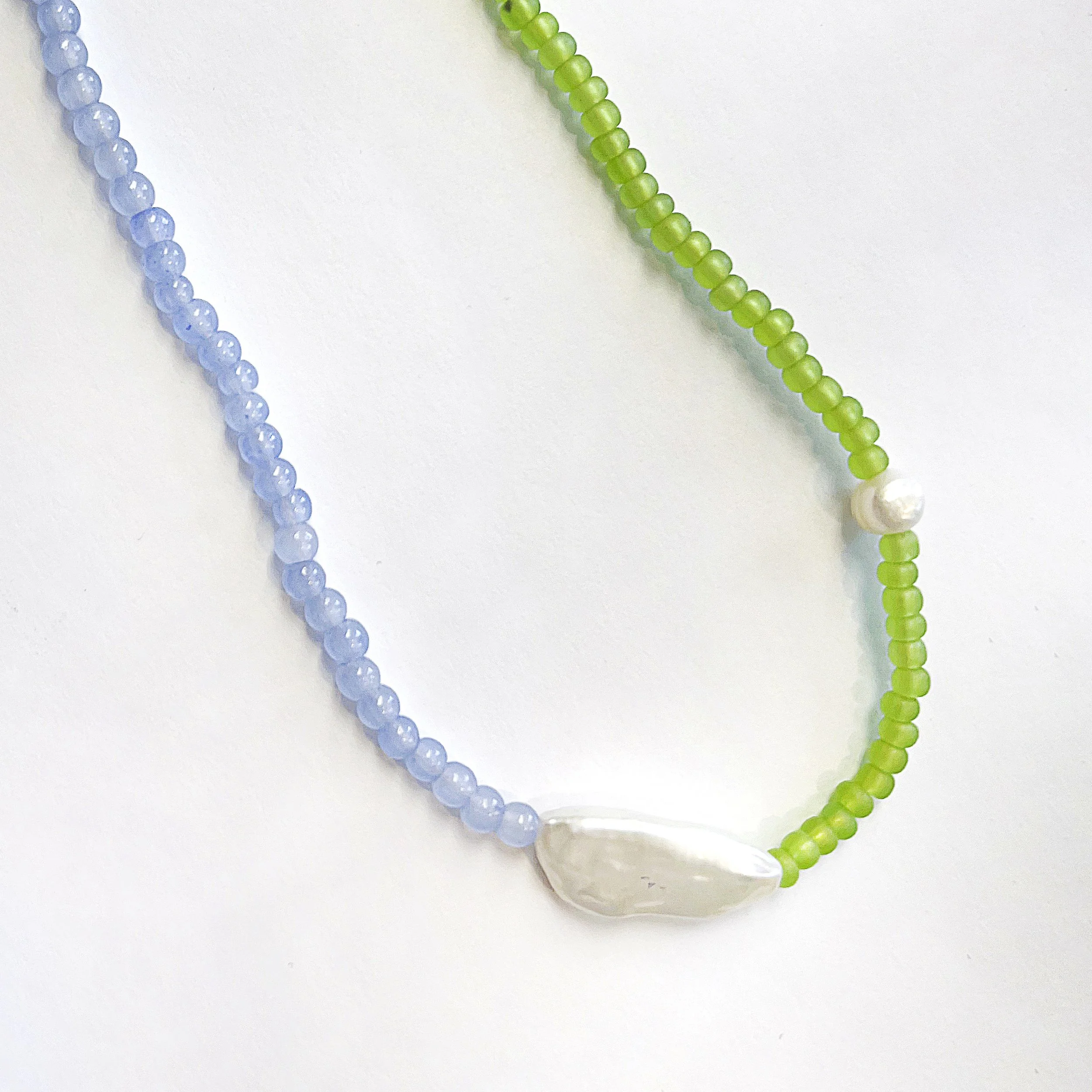 fw pearl glass blue and green necklace 2.jpeg