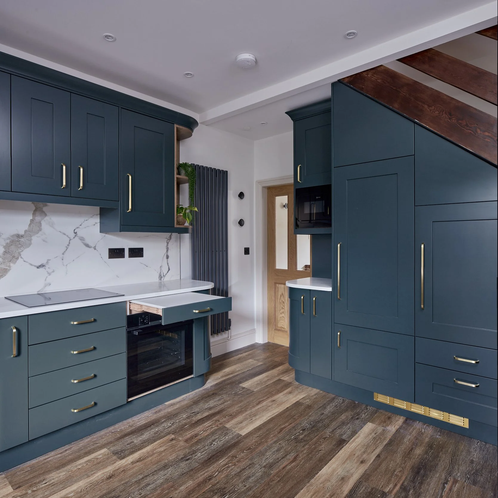 Pull out countertop for additional space