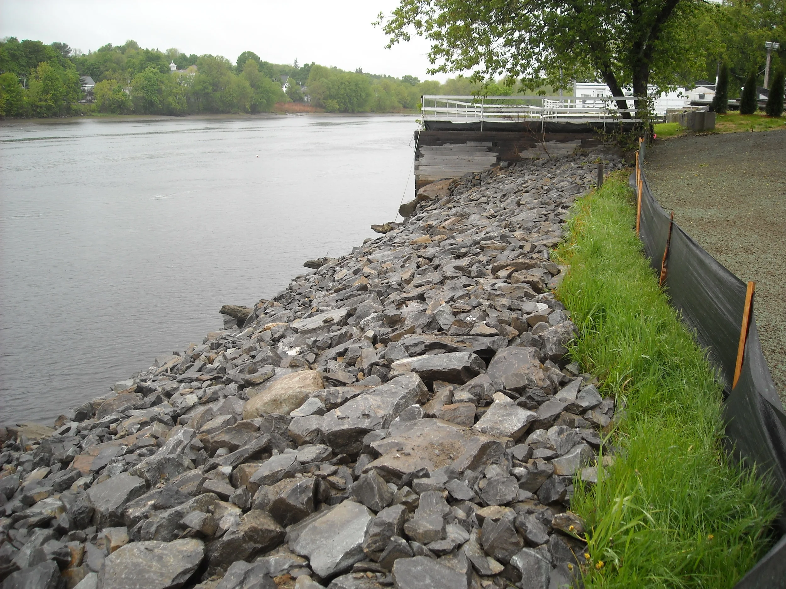 rip-rap-tidal-river-bank.JPG