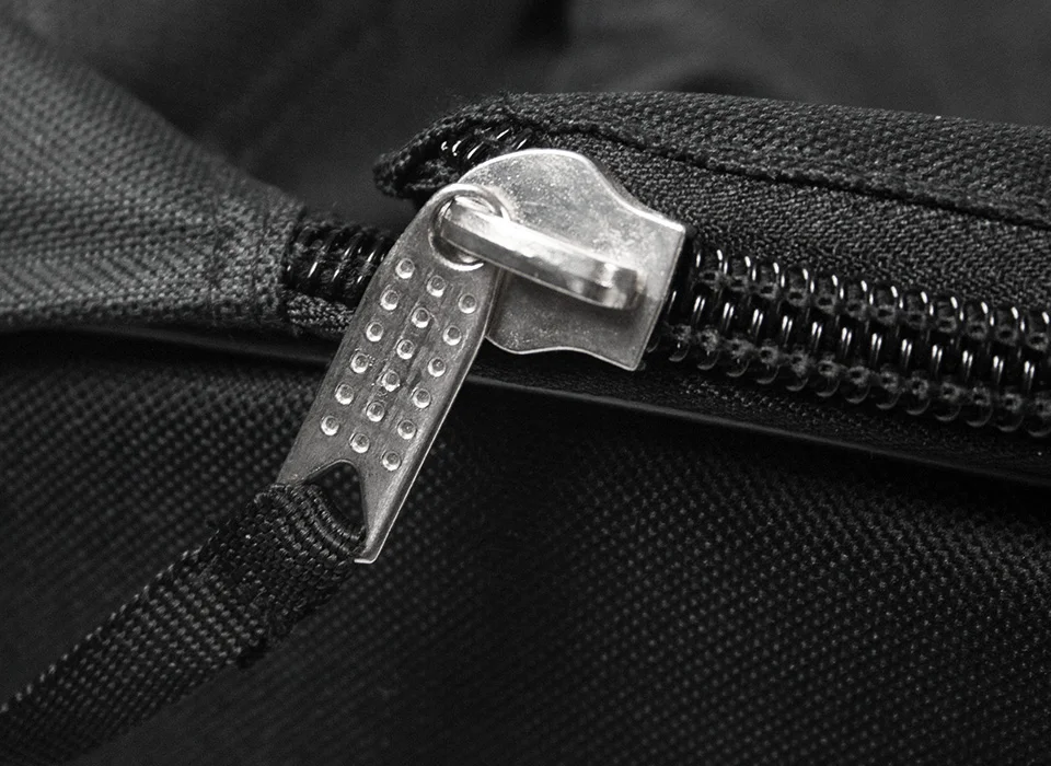 storage_case_4999_closeup_zipper.jpg