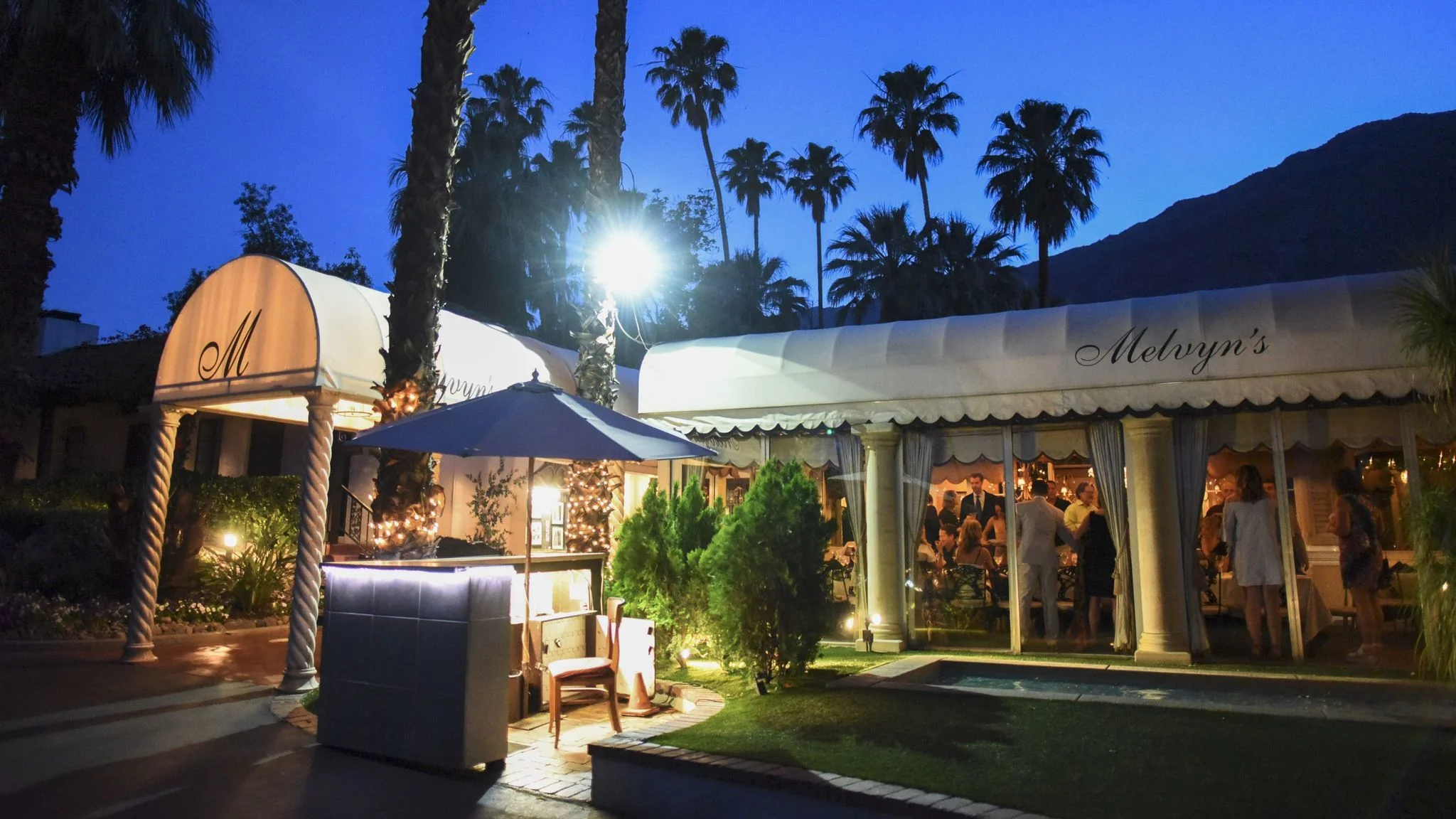 The front of Melvyn's restaurant in Palm Springs. (Stuart Palley / For The Times)