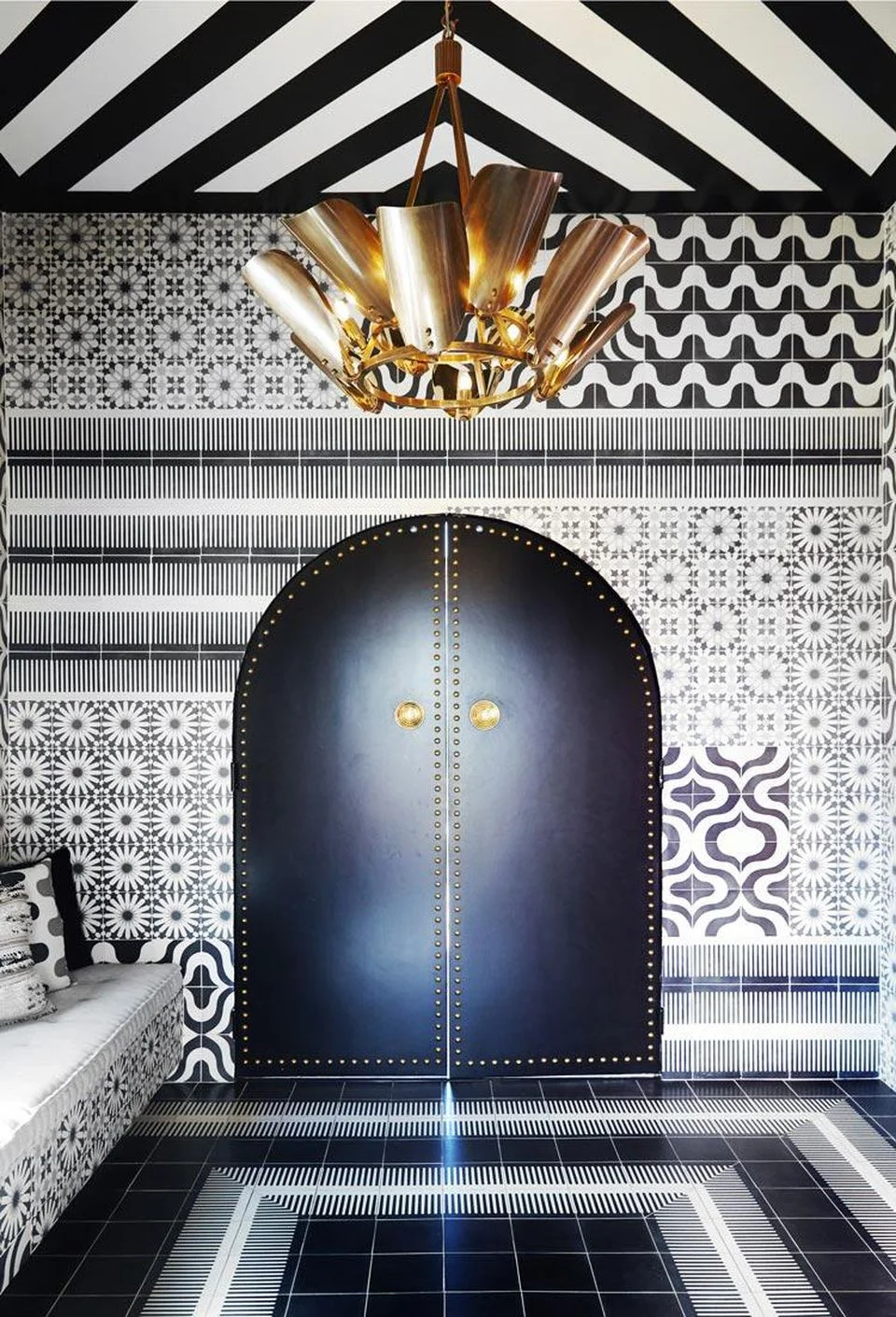 Sands is opening new doors in an area of the desert not known for boutique luxury.SANDS HOTEL AND SPA