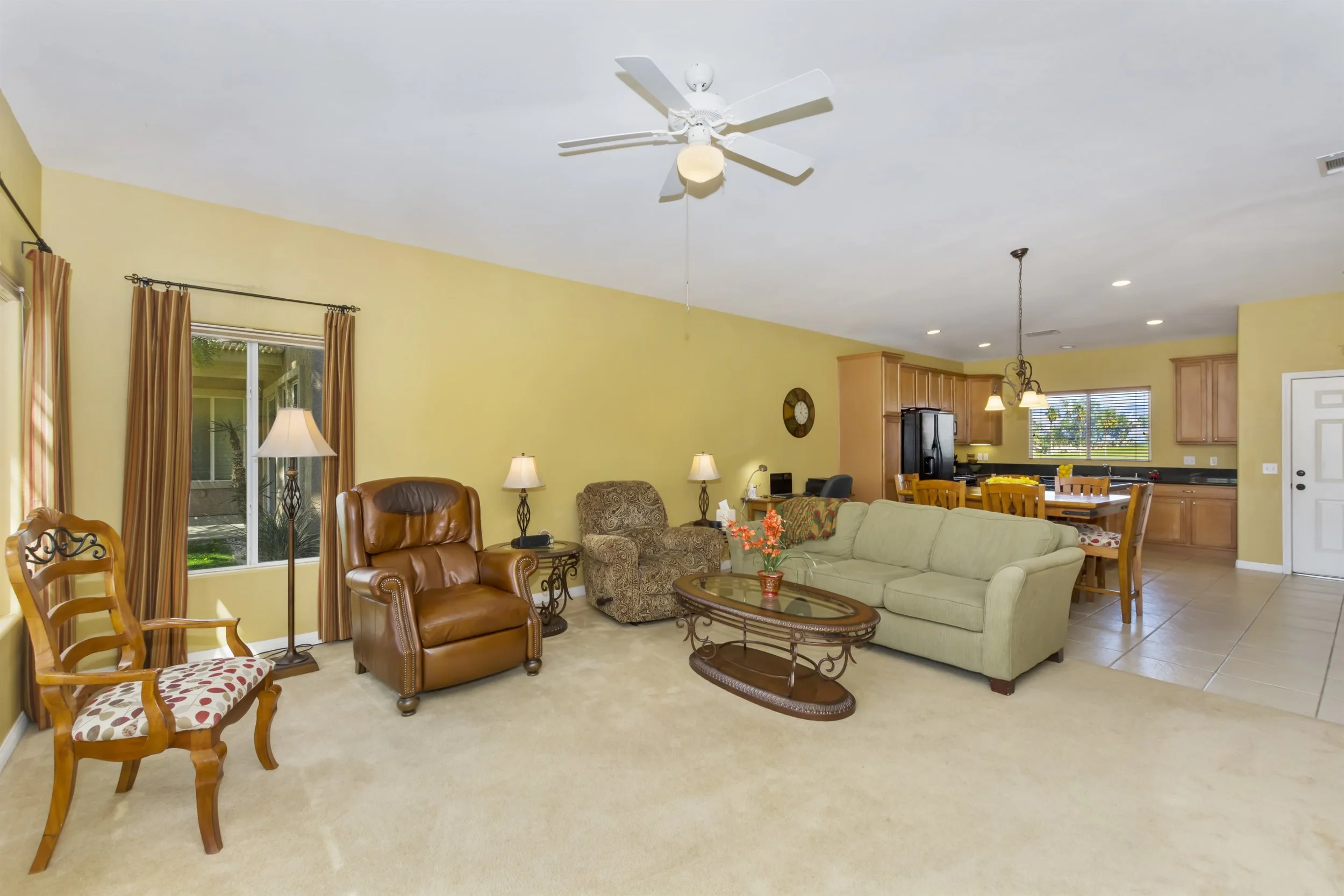 007_Living Room.jpg