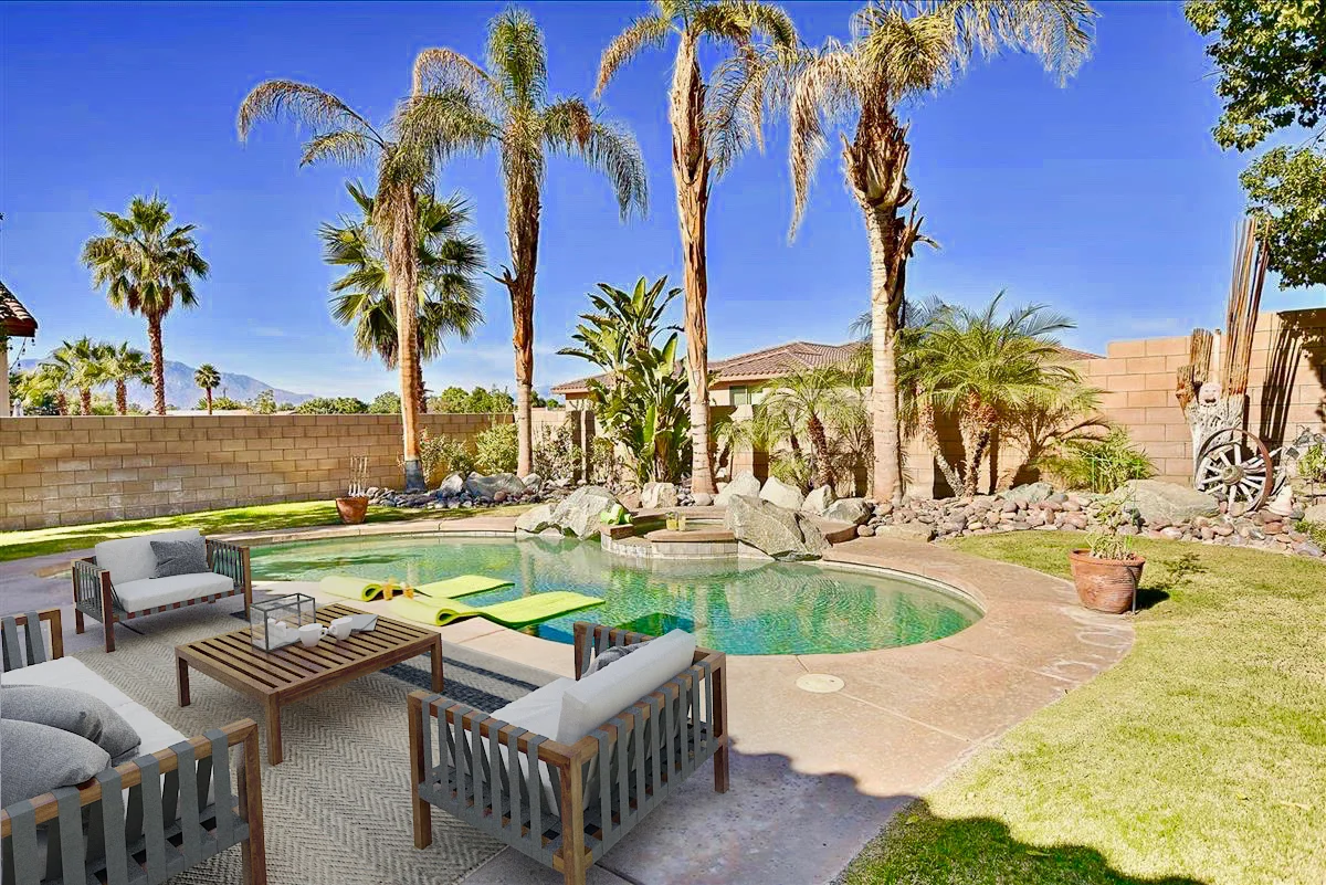 15520001833_patio.jpg