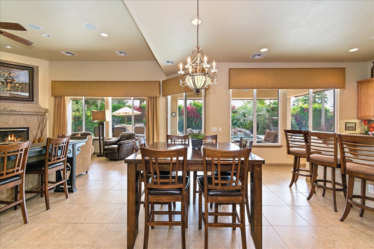 23-Dining.jpg