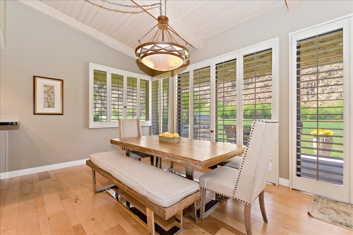 05-Dining_Room(1).jpg