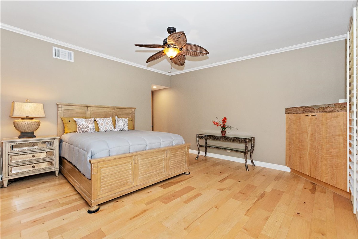16-Master_Bedroom(1).jpg