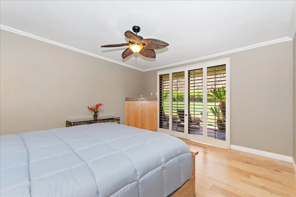 17-Master_Bedroom(2).jpg