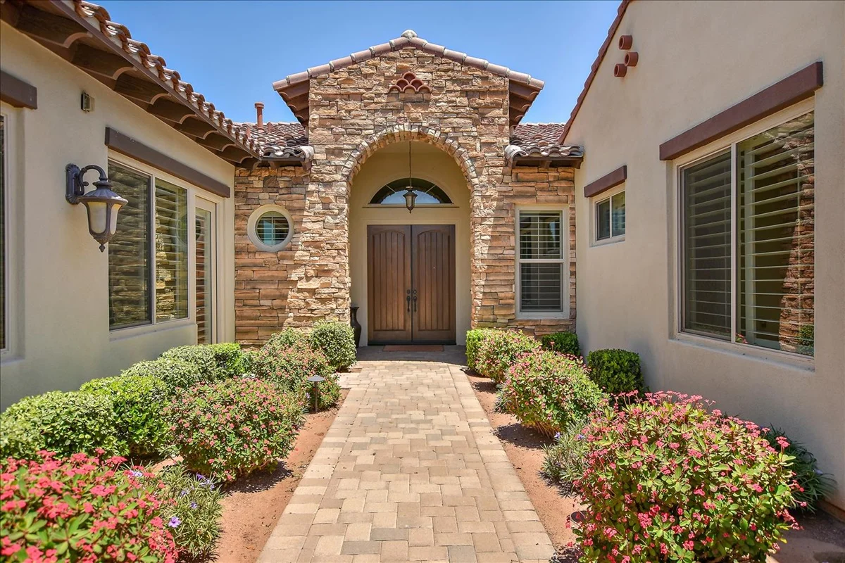 Sold Luxury Pool Home At Stonefield Estates