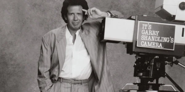 Garry_Shandling_Los_Angeles-Mission_Hills_Christian_Church.jpg
