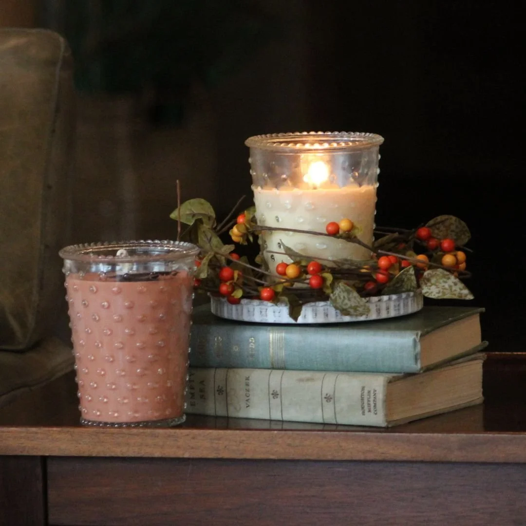 Fall_Scented_Candles_Seasonal_11.jpg