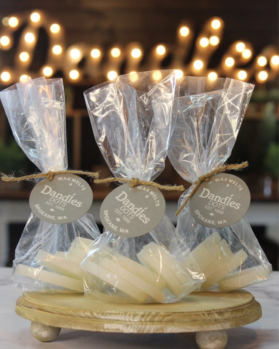 No flames needed with the Dandles options.
Shop online for flameless options, including wax melts, seasonal diffusers, and mini on-the-go diffusers.
Order before the holiday rush starts in November.
Unlock FREE SHIPPING when you spend $50+ before t