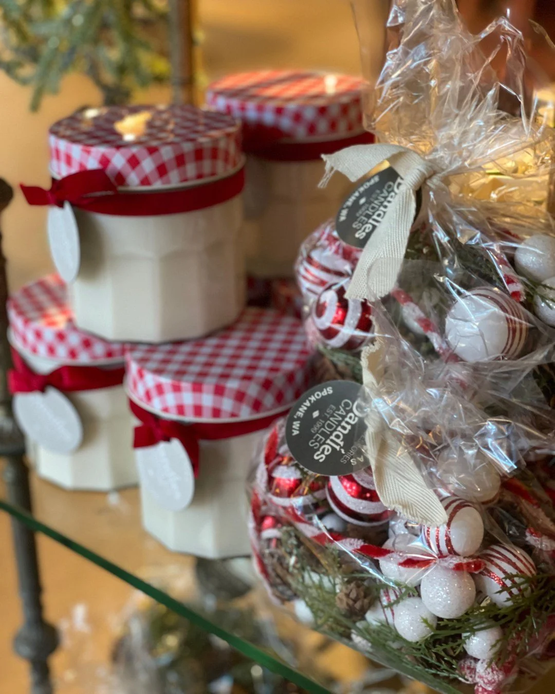 A sneak peek into the Dandles display for Shop &amp; Awe tonight at @boulevard_mercantile 

The part starts at 5:00 pm at Saturday, Nov. 22. Shop vintage Christmas decor, furniture, lighting, barware, gifts, and of course scented holiday candles!

RE