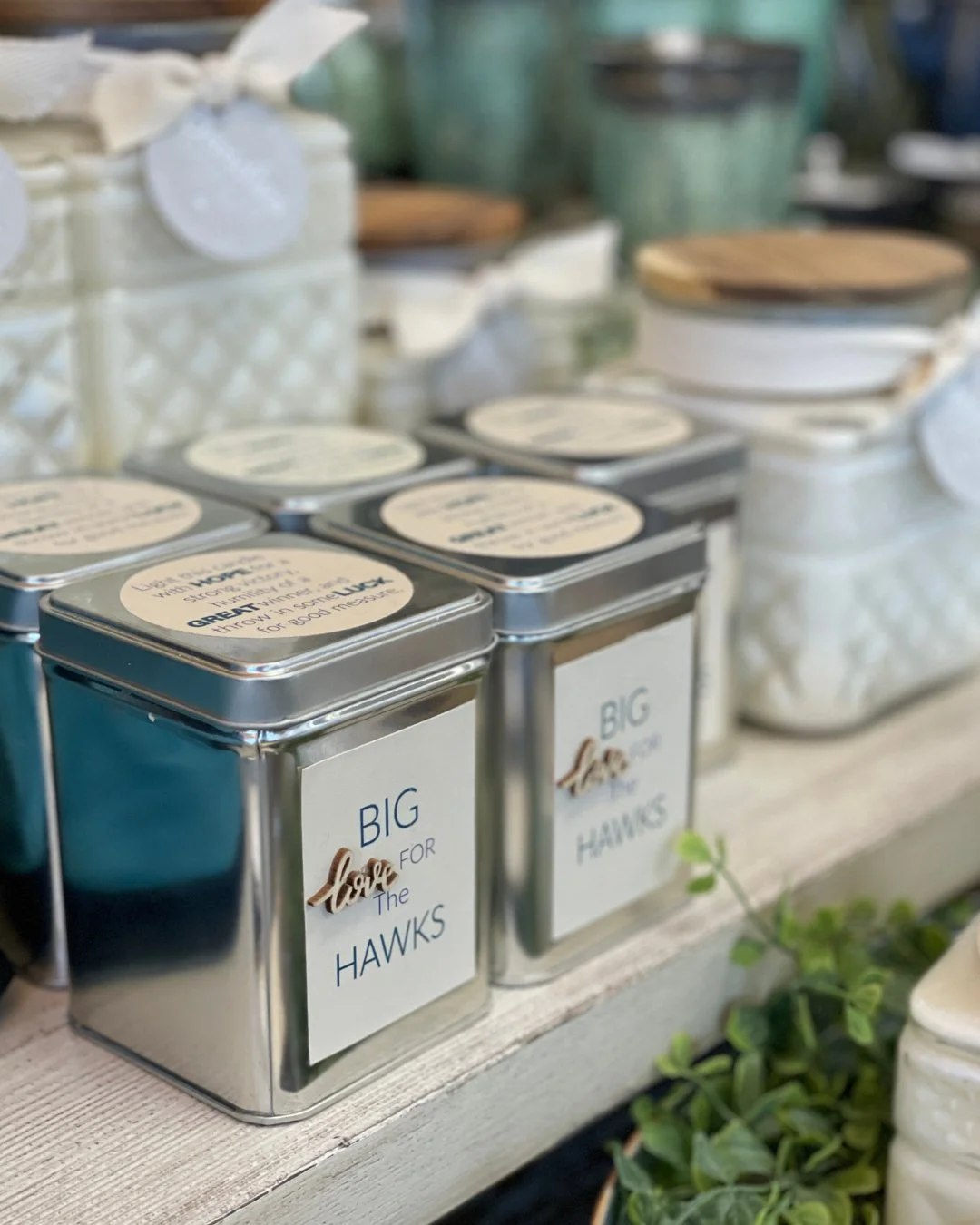 Big love for the @Seahawks now and always! The team spirit candles are back in stores exclusively at three locations in the Spokene area: 
🏈 @Simply_Northwest
🏈 @boulevard_mercantile
🏈 @GoodFindsByDandles

Grab your candle now for yourself or as g