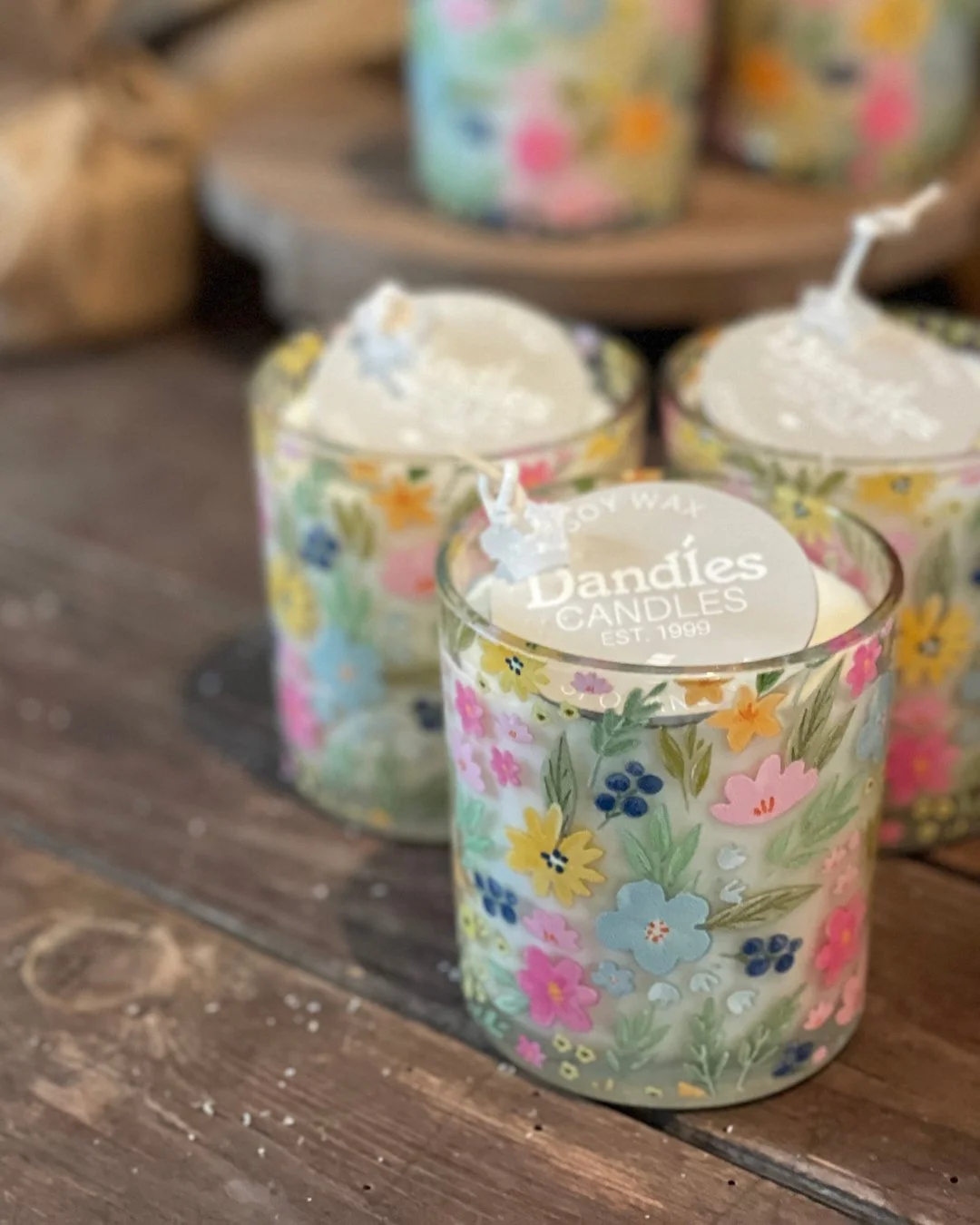 NOW ONLINE + FREE SHIPPING
The best-selling candles and extras for the Dandles Spring Release are available online including:
&middot; Floral Tumbler Canlde | 7oz
&middot; Tulip Candle | 5oz
&middot; Mini Diffuser Refill Kit

More spring favorites co