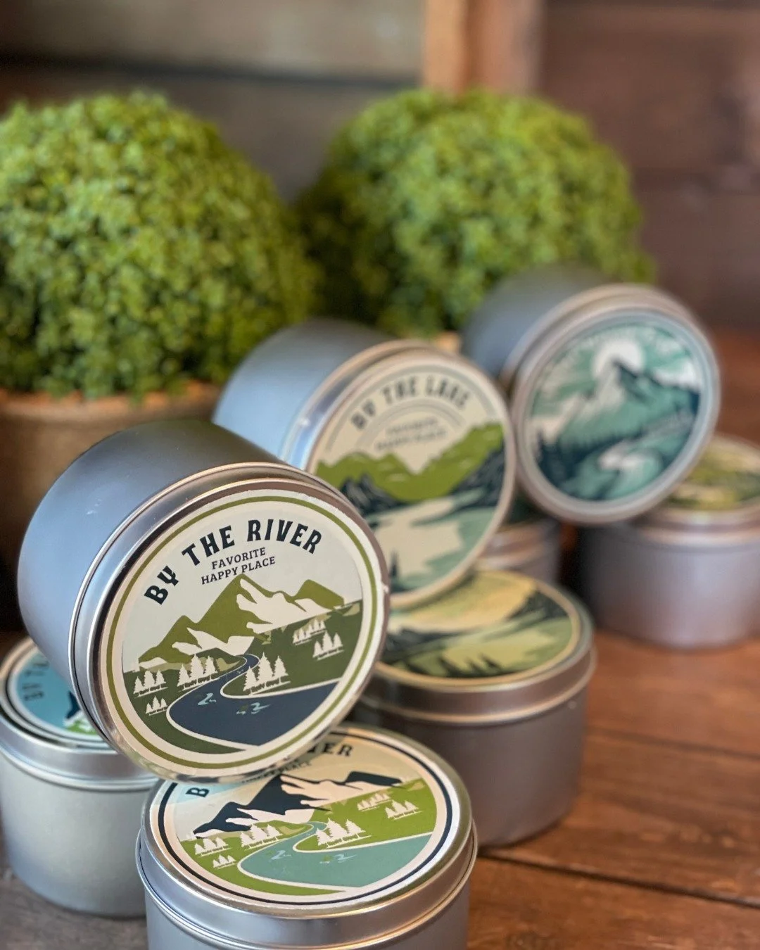 Summer citronella candle tins are back! Now available in 3 citronella scents including lime, pear, and traditional lemongrass.

Shop your favorites at @goodfindsbydandles and online.

🛍️ LINK IN BIO to shop and see citronella scent options.

📦 Rece
