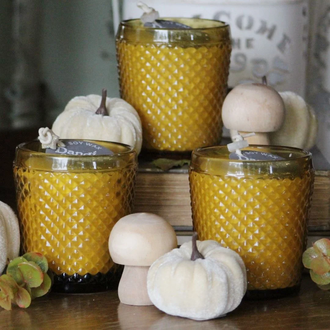 Fall_Scented_Candles_Seasonal_41.jpg