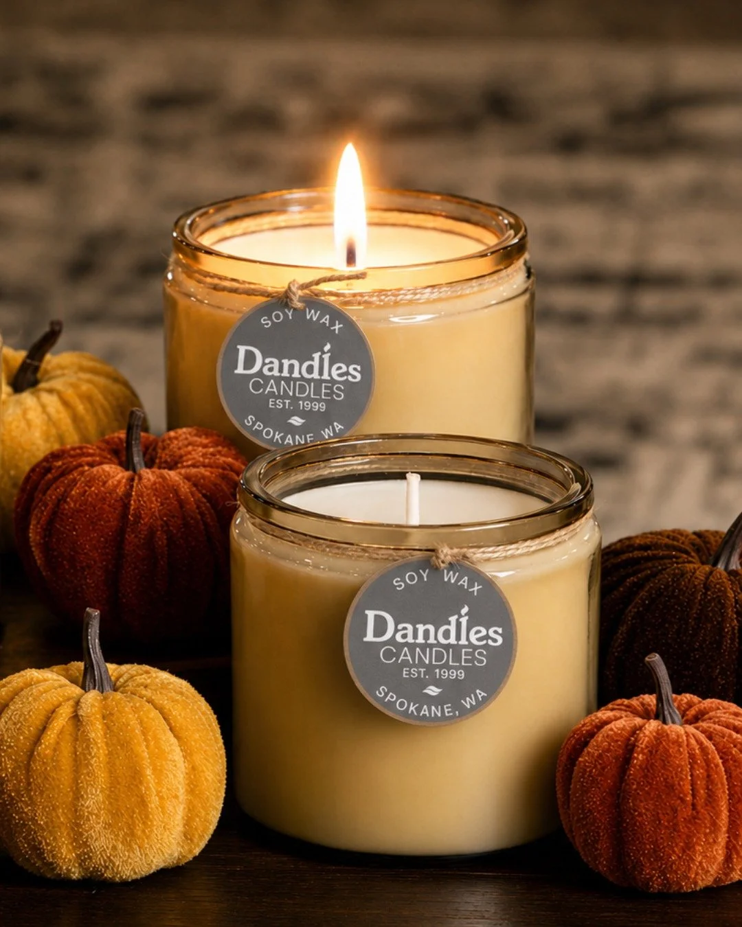 Sweater weather &amp; candlelight. It's the perfect match. Shop your favorite soy wax candles now.

FAVORITE FALL SCENTS:
🕯️ Berries &amp; Branches: Combination of strawberries, orange, &amp; apples; with sweet floral aromas of jasmine rose geranium