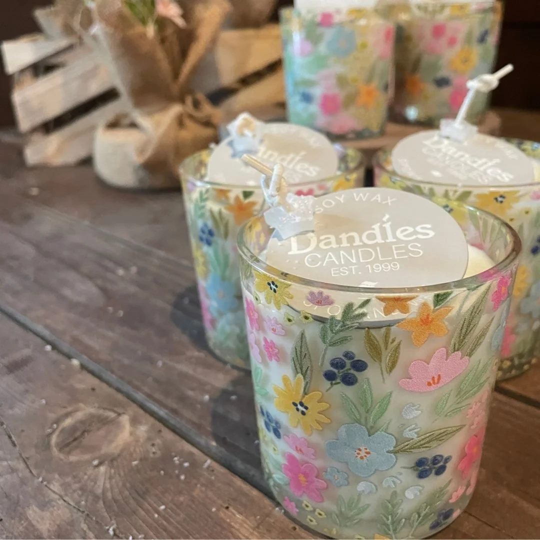 Floral_Glass_soy_wax_Candle_3.jpg