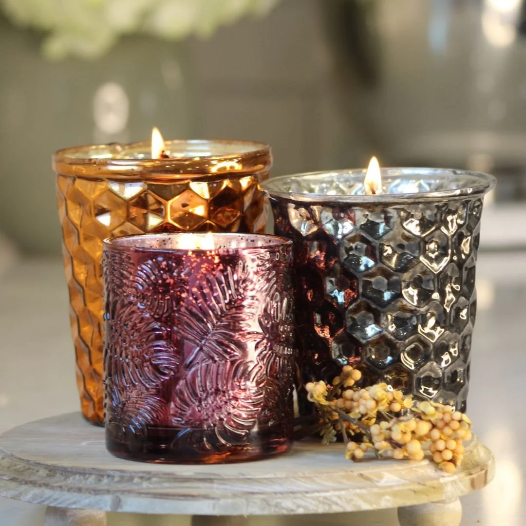 burgundy-fall-leaf-candle-3.png