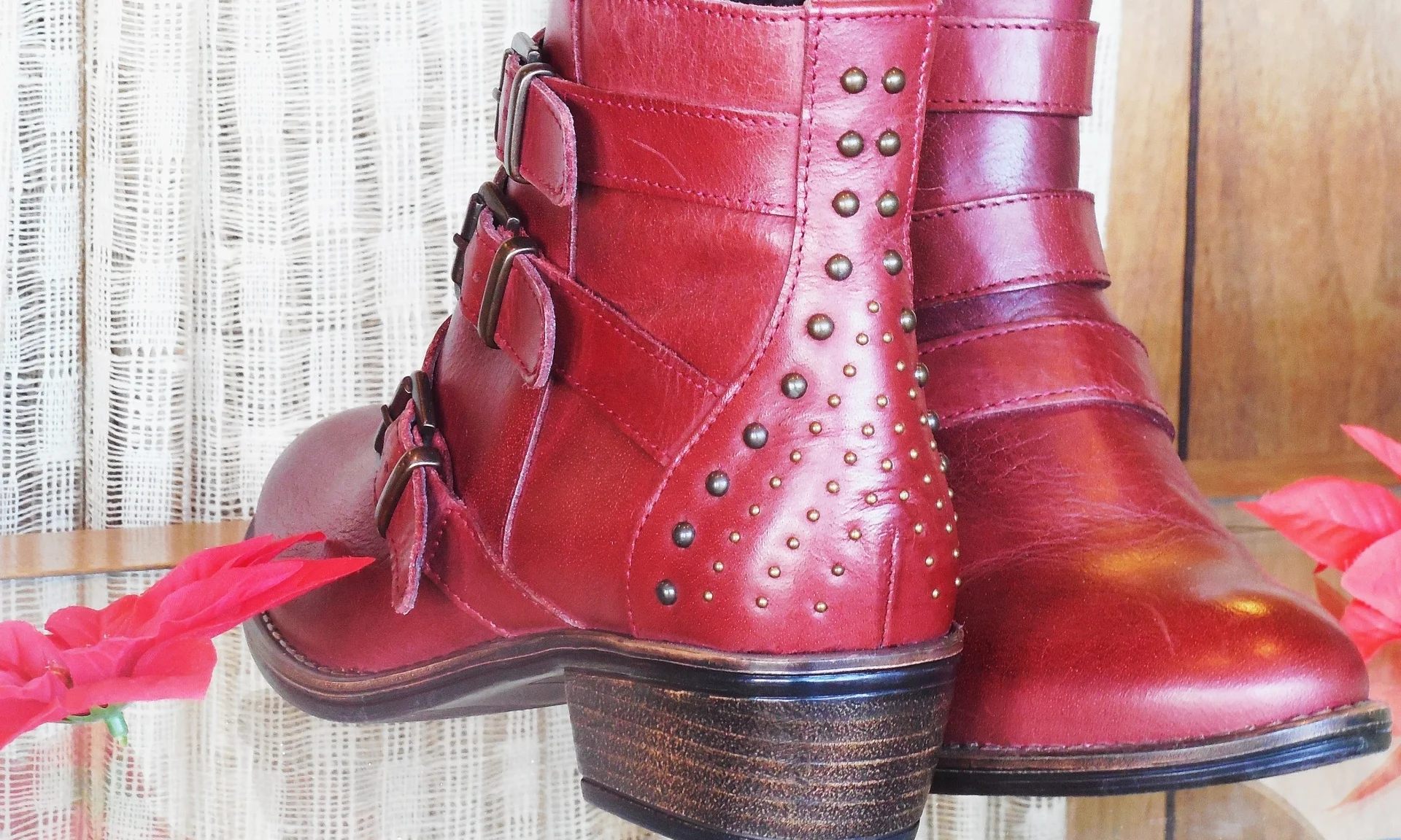 leather-1102823_1920.jpg