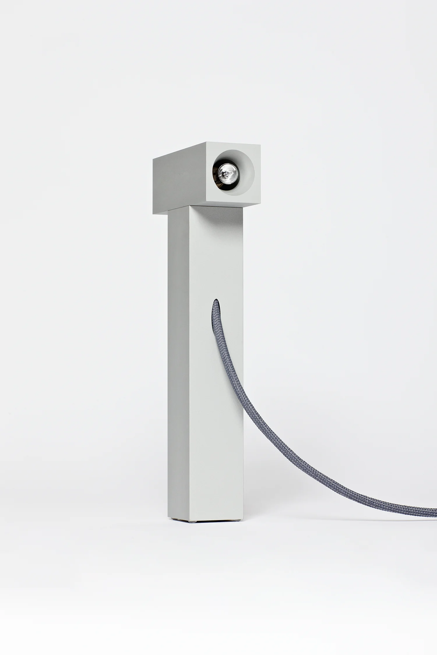 hammerlamp_persp.jpg