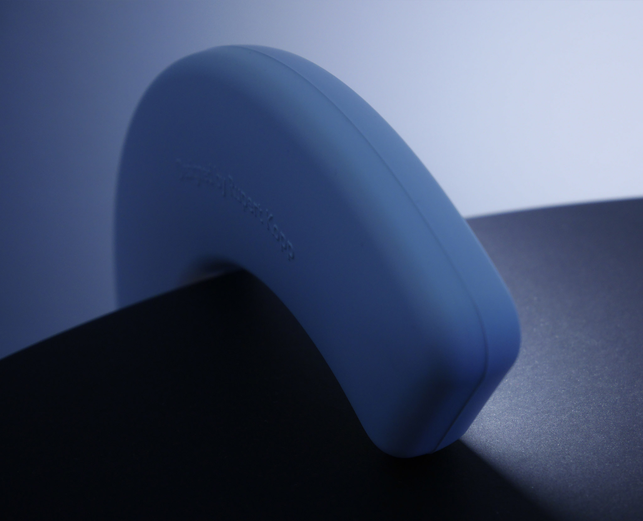 Help-Lamp_by-Rupert-Kopp-for-L-and-Z_Photo-Gerhardt-Kellermann_1.jpg