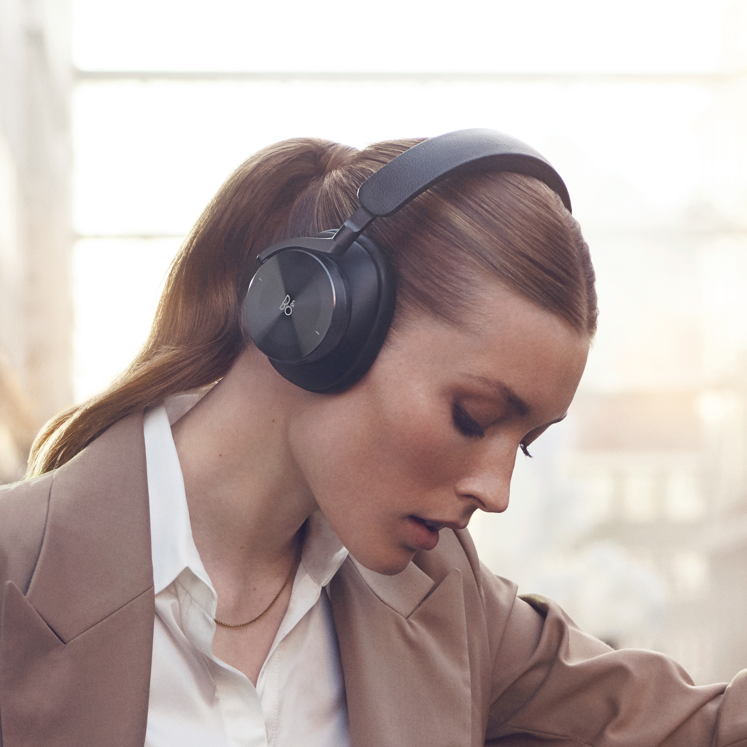 Bang & Olufsen Beoplay H95