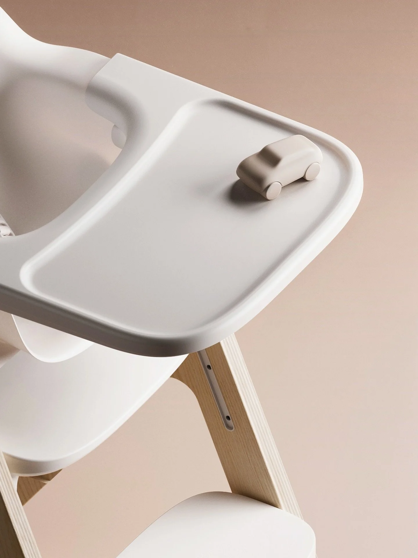 Looking back at our 2021 collaboration with @hello_mockingbird - A true blend of thoughtful design and precise engineering. Now celebrated as one of the top high chairs on the market. See the full story in our case study - link in bio.

#Mockingbird 