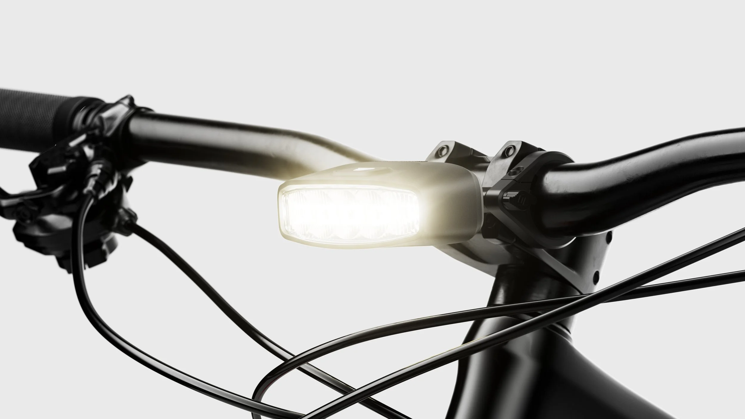 04_Hero_OnBike_Crop.jpg
