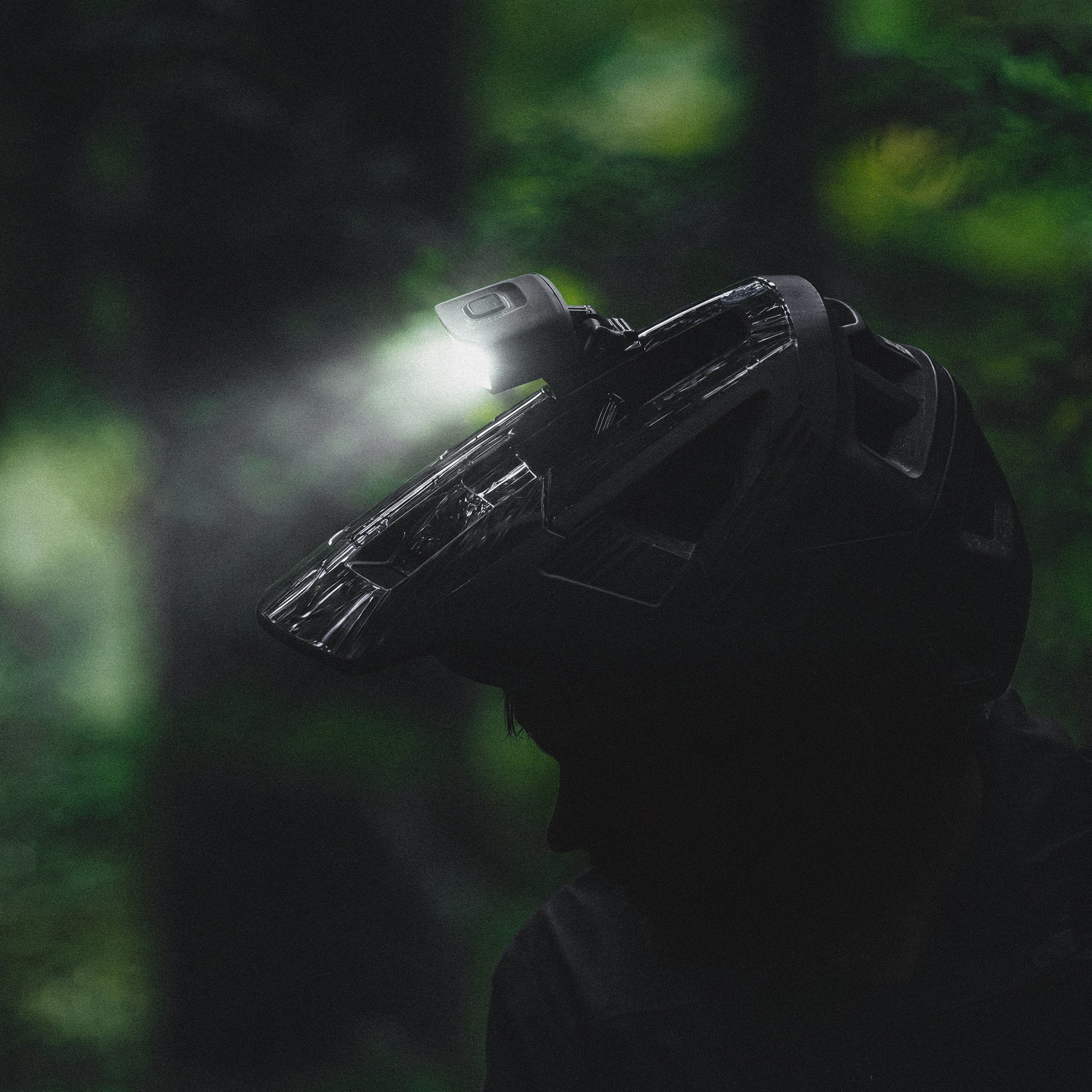 19_OL_Portal_Photo_Helmet_Jungle.jpg