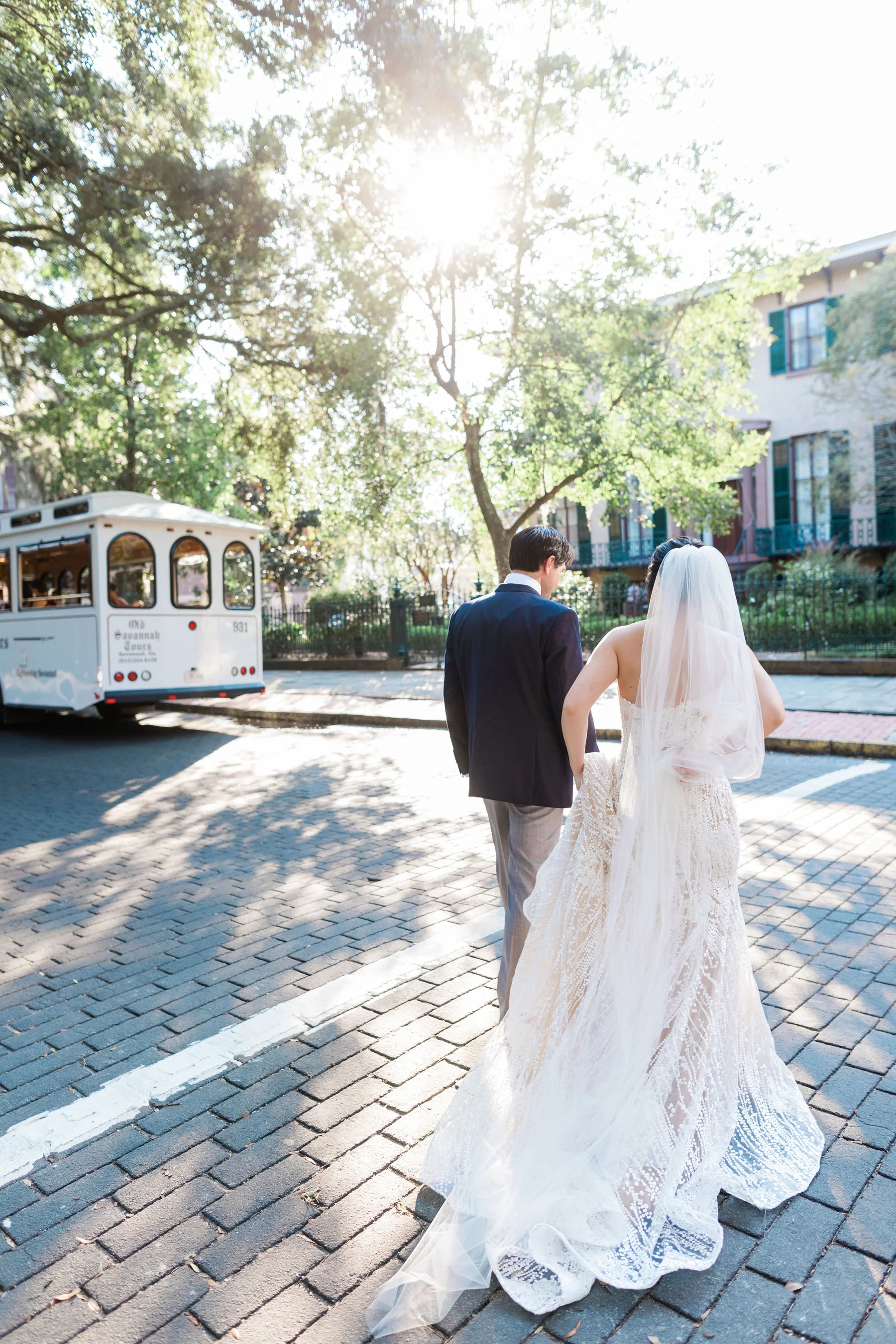 Danielle and Travis – Forsyth Park Wedding – Savannah Wedding Photographer | Apt. B Photography