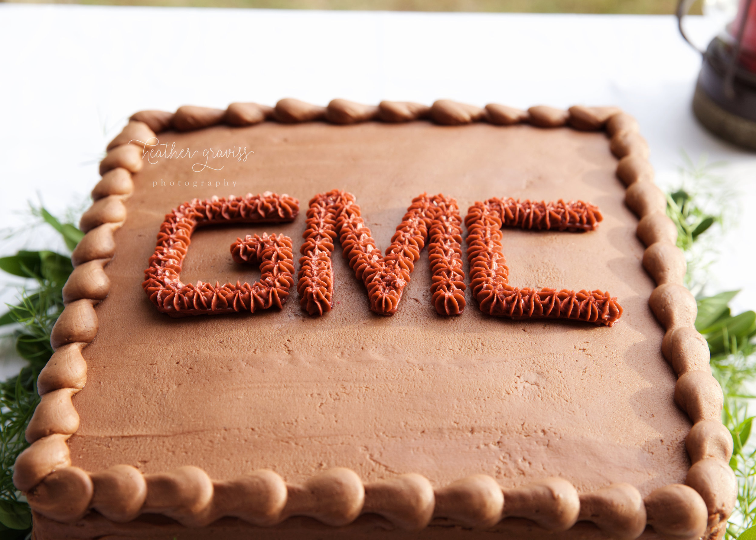 35 gmc-cake.jpg