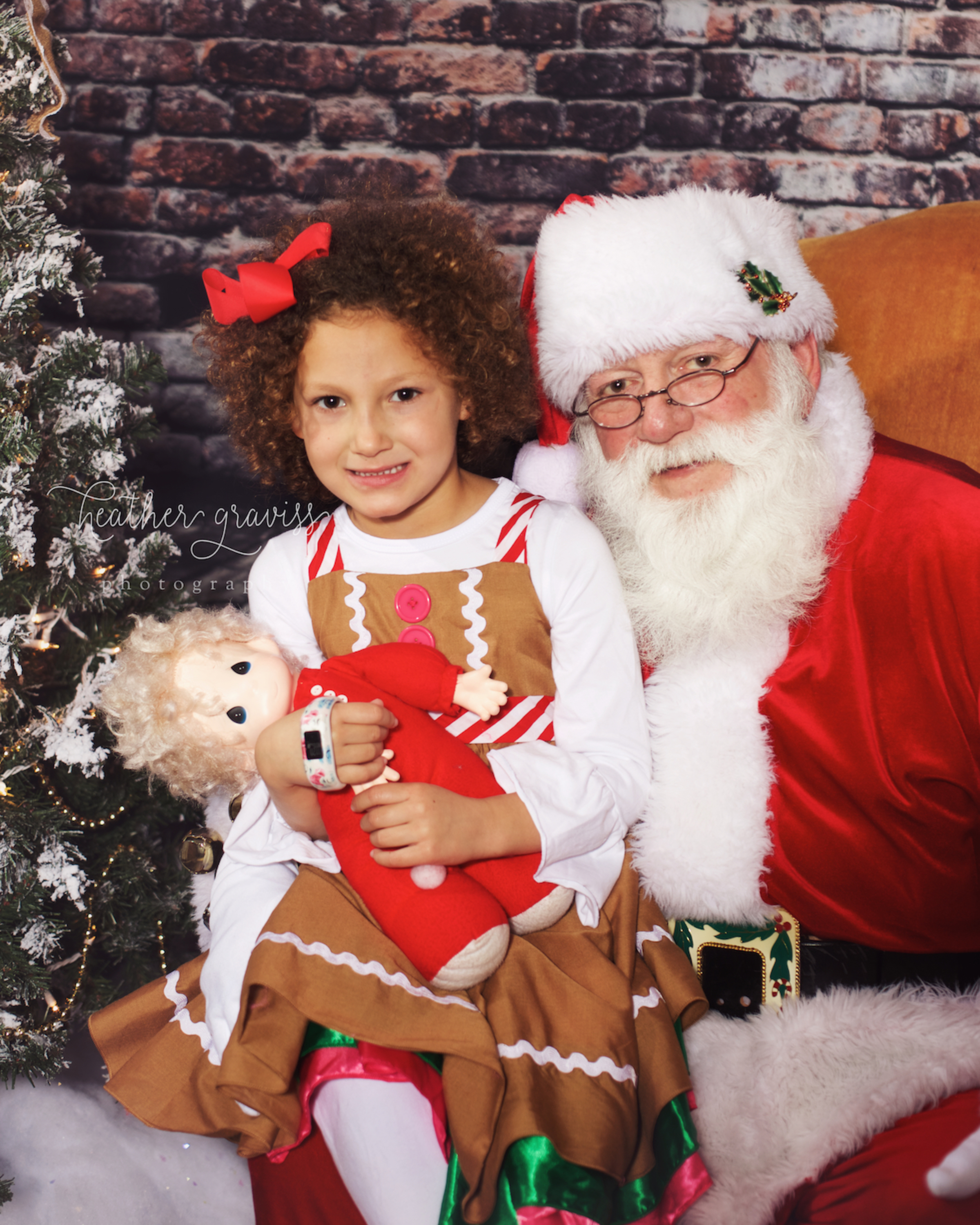 santa-and-curly-sue.jpg