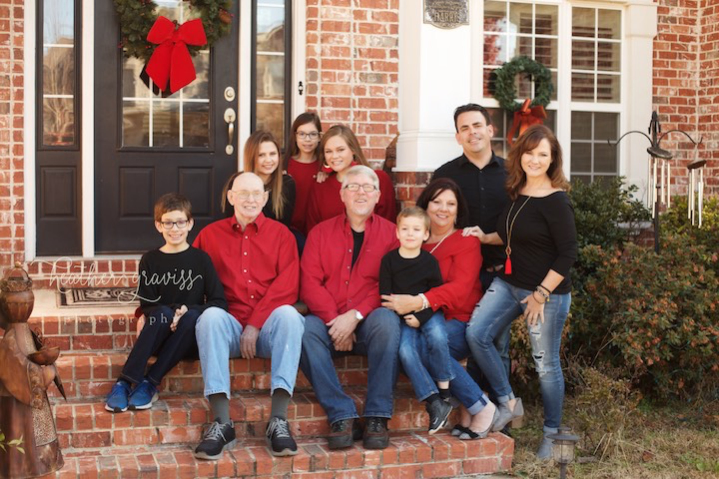 family-christmas-picture.jpg
