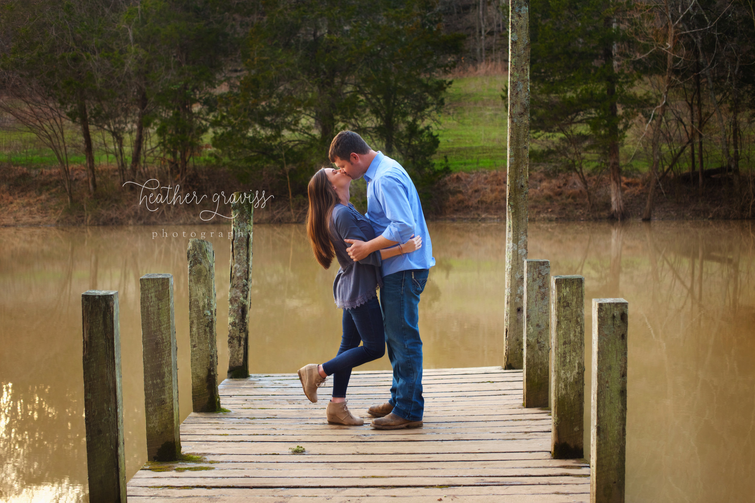 kiss-on-the-dock.jpg