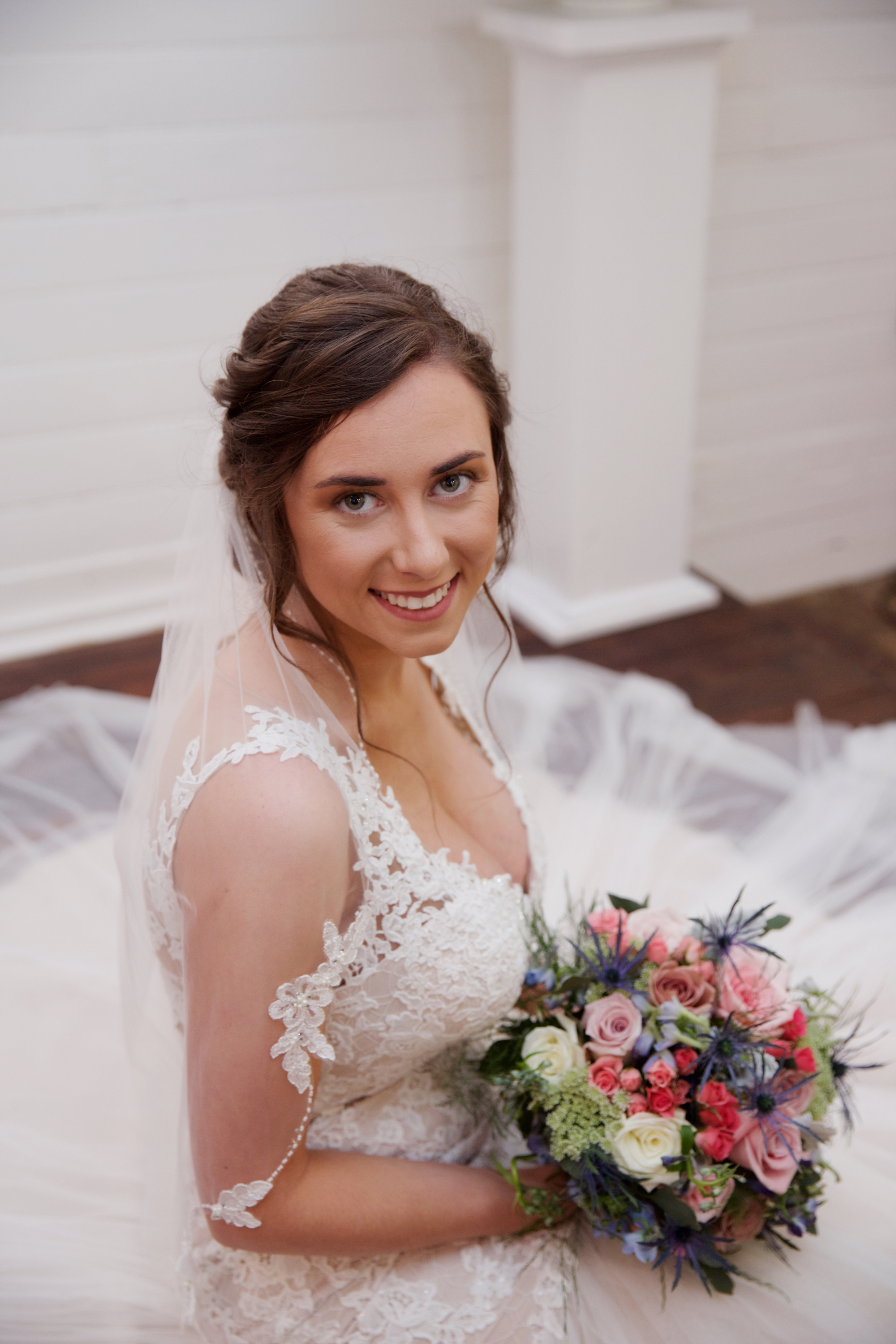 10bride-and-bouquet.jpg