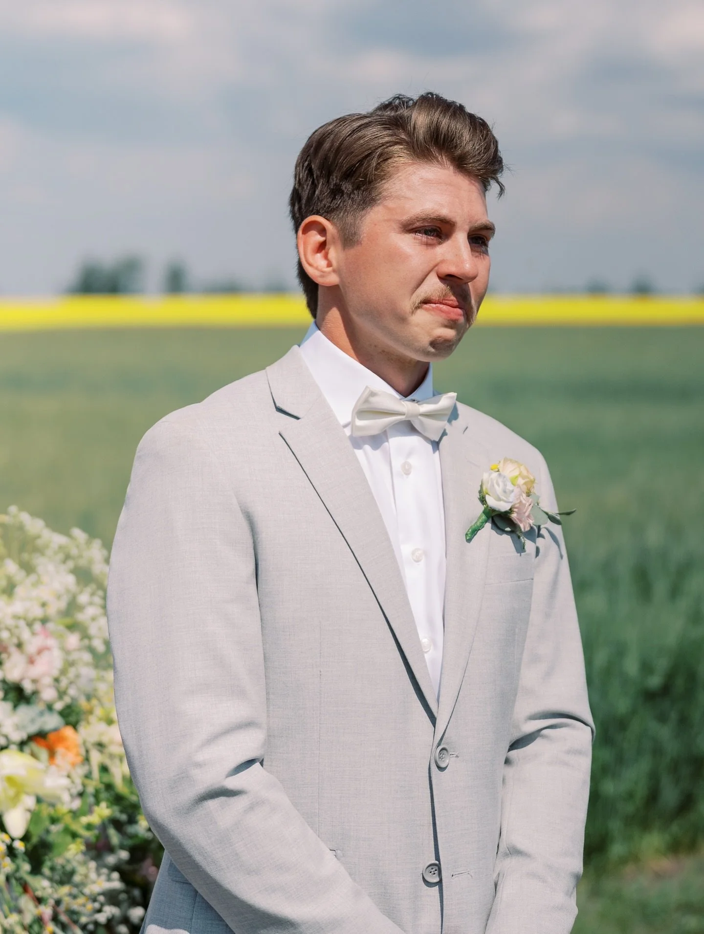 Wedding Recap from Taylor &amp; Landon&rsquo;s wedding! More photos coming! 

Hair: bodymechanicssalonandspa

Makeup: laurenglynnmakeupartistry

Wedding Dress: thebridalboutiqueyxe

DJ: lohan.music

Tents: specialeventtents 

Cupcakes &amp; Cake: swe