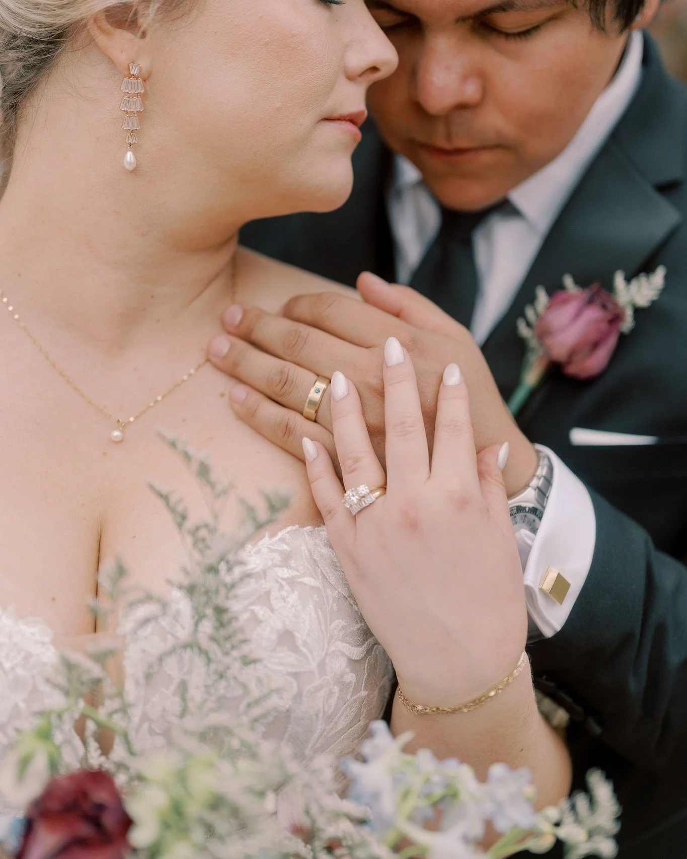 Karissa + Joey 🤍💍

Modern romance, candid moments, and timeless elegance all in one unforgettable day.
A celebration filled with real emotions, romantic details, and luxury wedding aesthetics. ✨

Planning your dream wedding? Let us capture your lov