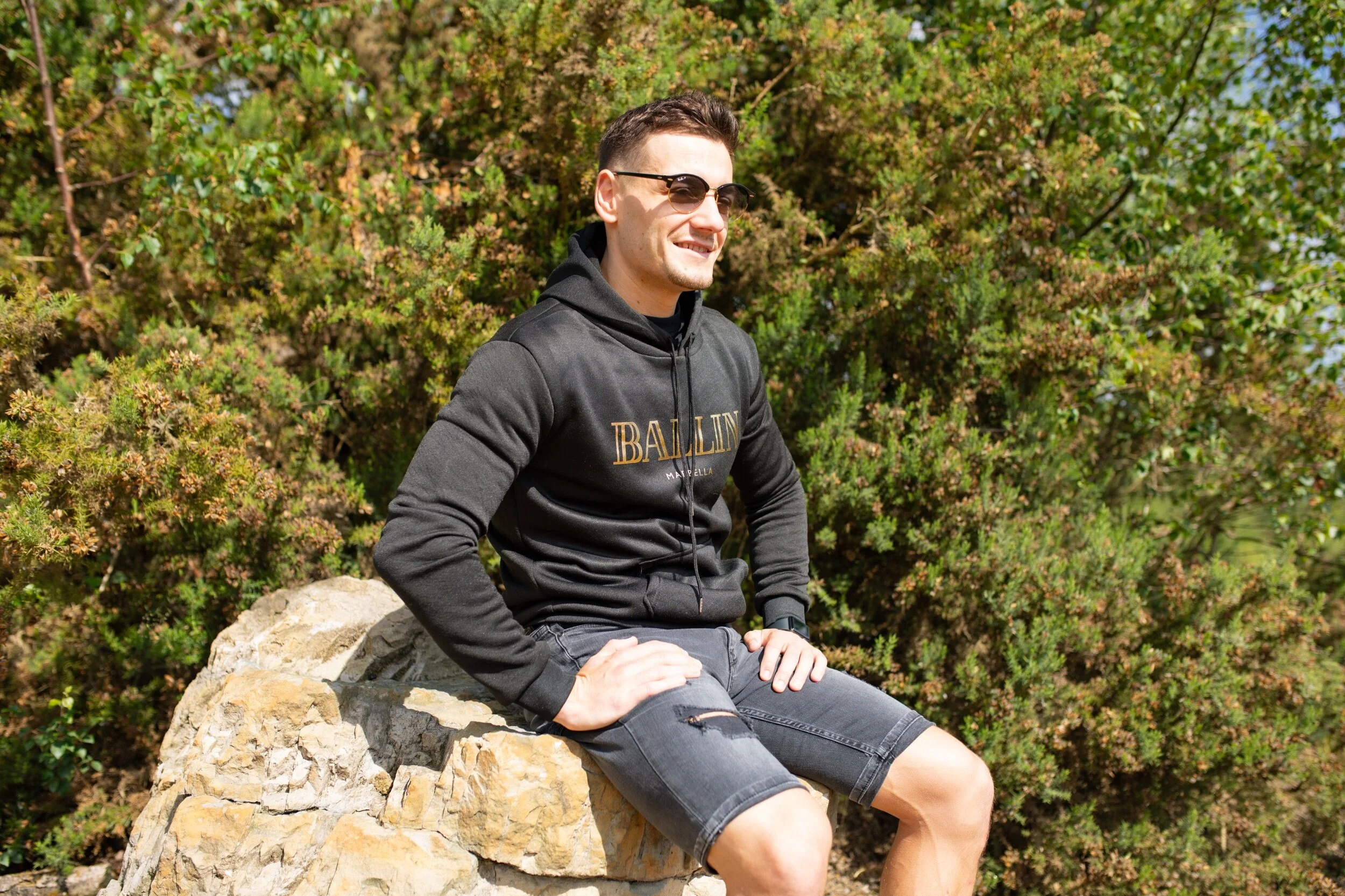 2DE7A6EA-1B79-4C2E-94C0-F299CE3D67E6