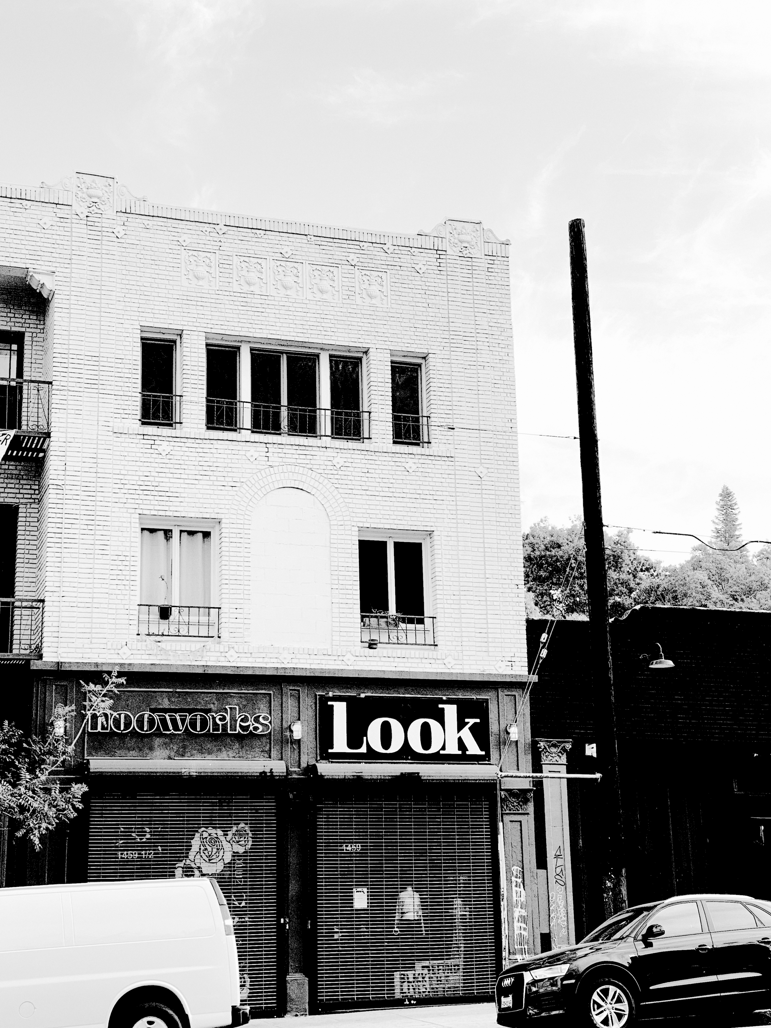 LOOK (Copy)