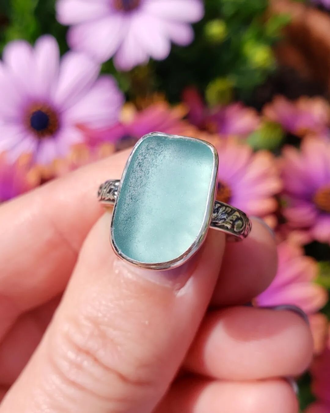 Just a reminder that I have a new batch of seaglass rings available at 6pm tonight 🤍 

Buy them here --&gt; www.mountainbeachfit.com 

Link in bio

#seaglass #jewelry #seaglassjewelry #seaglassring #sterlingsilver #handmade #silversmith #smallbusine